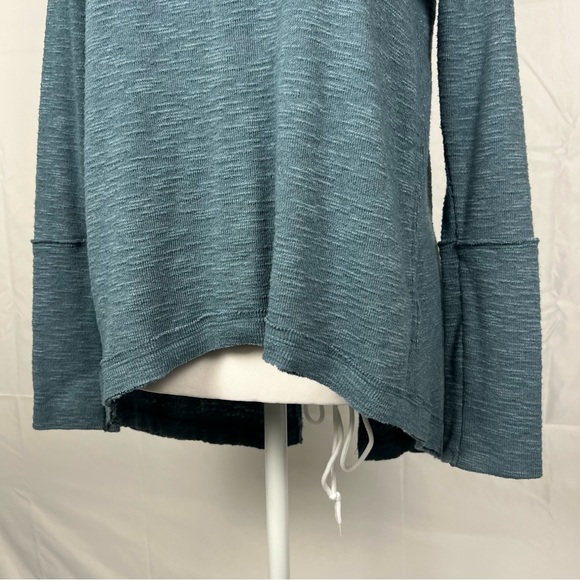 Free People We The Free Kori Split Back Turtleneck in teal. - Picture 4 of 10